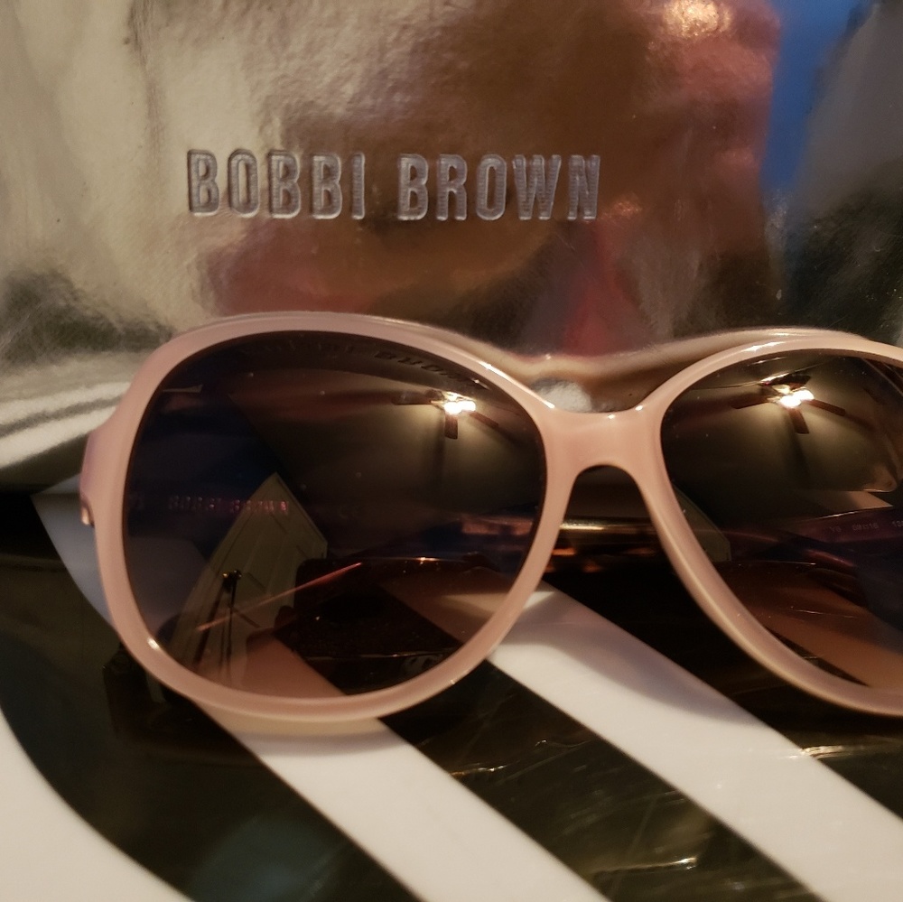 Bobbie brown sunglasses